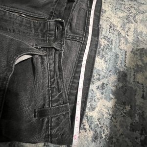 black levi jeans - could be womens or unisex -excellent condition